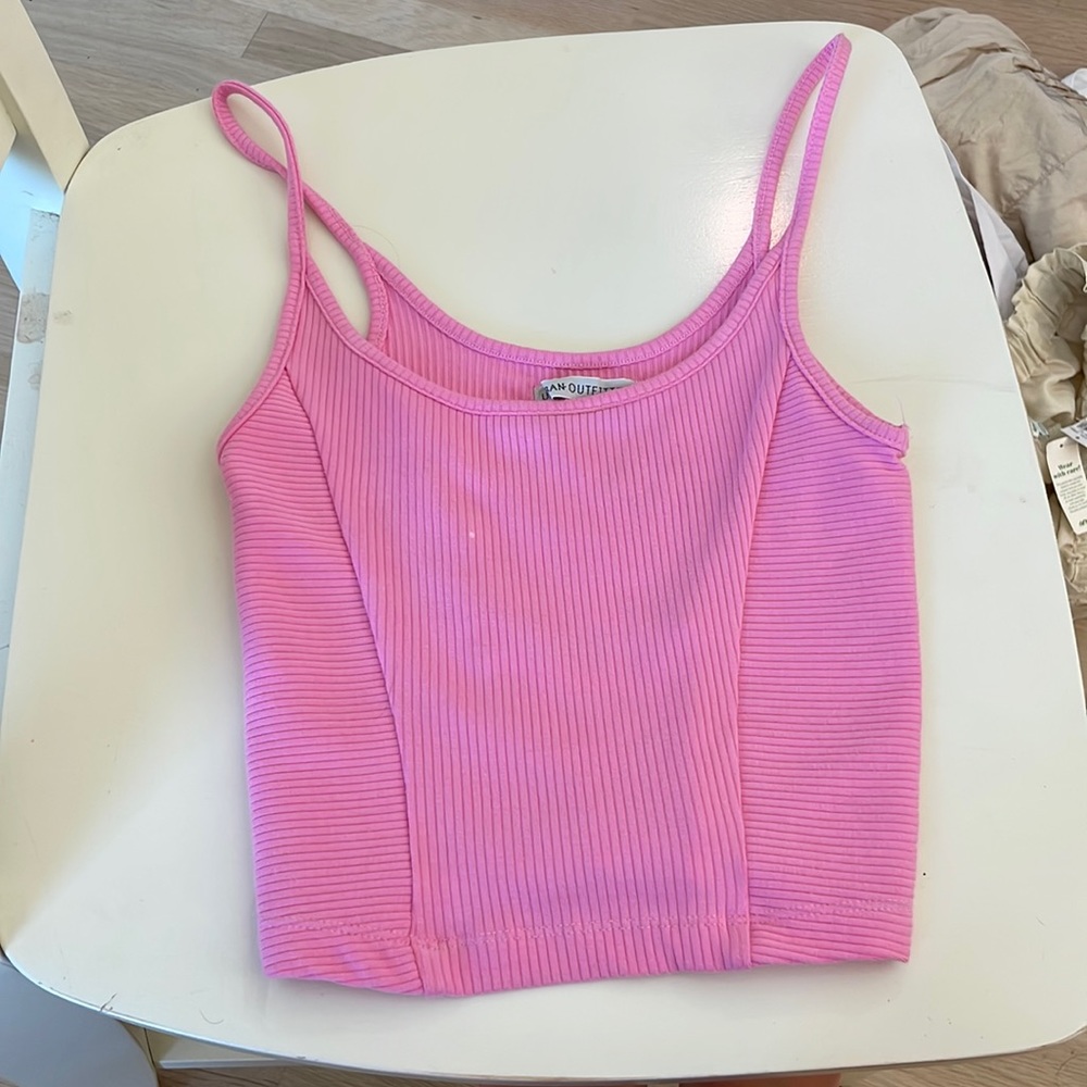 Pink urban tank